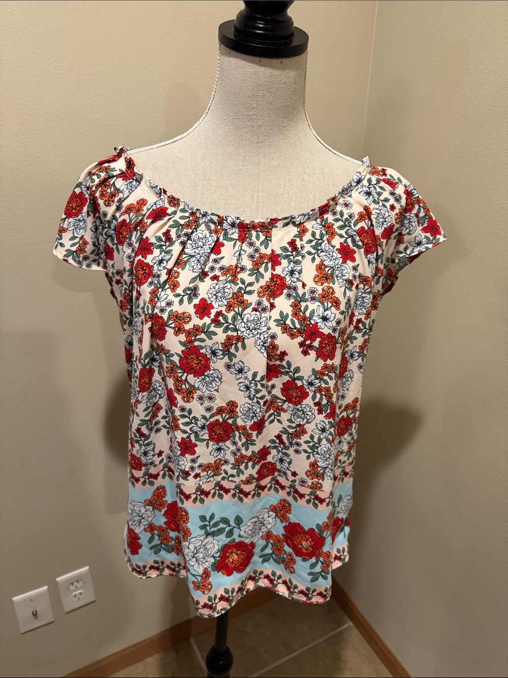 LC Lauren Conrad Cream Floral Peasant Blouse with Red and Orange Accents